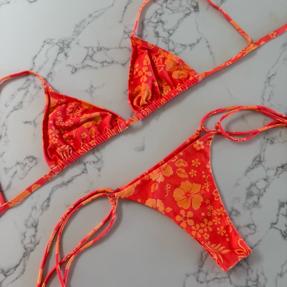 Kulani Kinis Triangle Bralette + Thong Side Tie Bikini SET - Lilo - Size Medium
